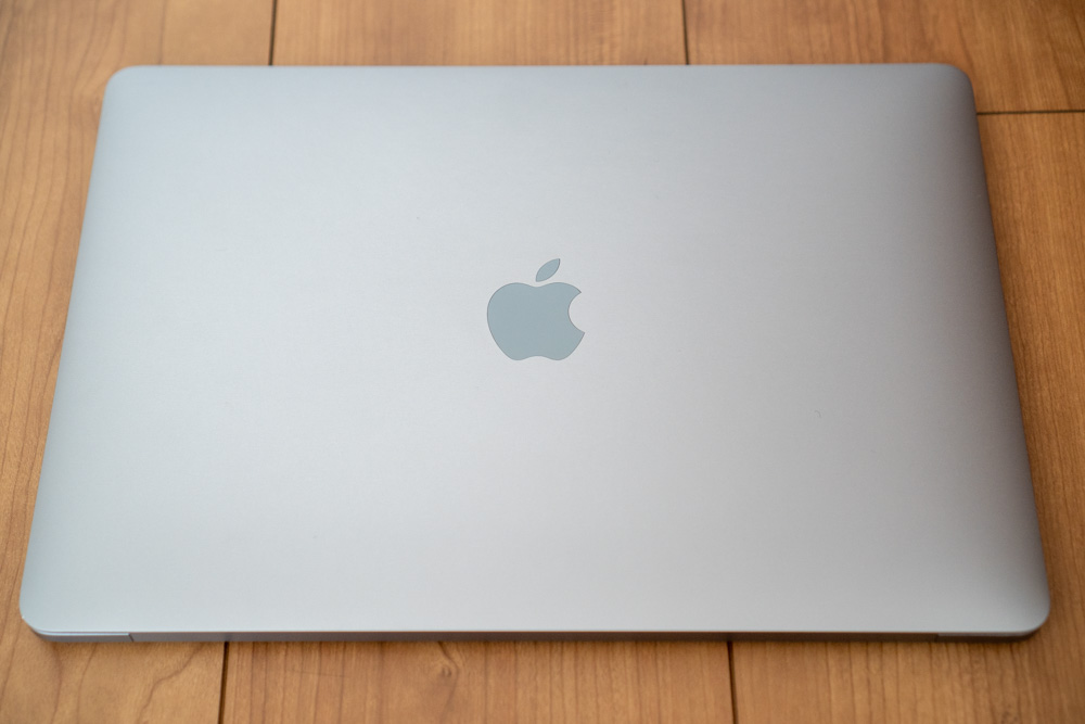 MacBook Air 2018購入レポート。カスタマイズは必要？メモリ8GBの「吊るし(店頭モデル)」を買ってみた | アナザーディメンション