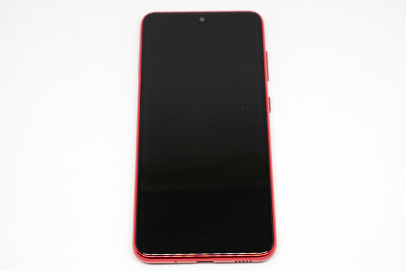 Galaxy A20本体前面