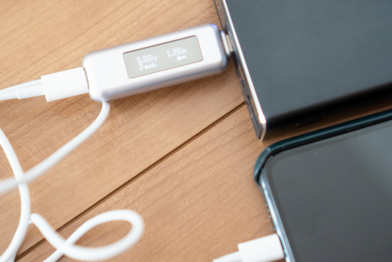 iPhone 11 Proを充電