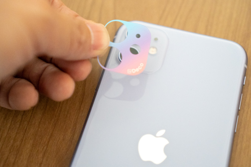 本体に貼り付ける(iPhone 11)