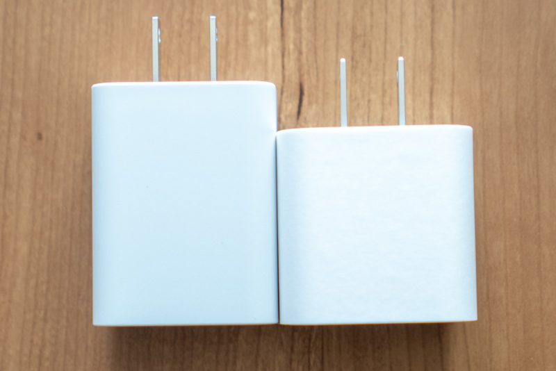 iPhone 11 Proに付属するApple USB-C 18W充電器との比較