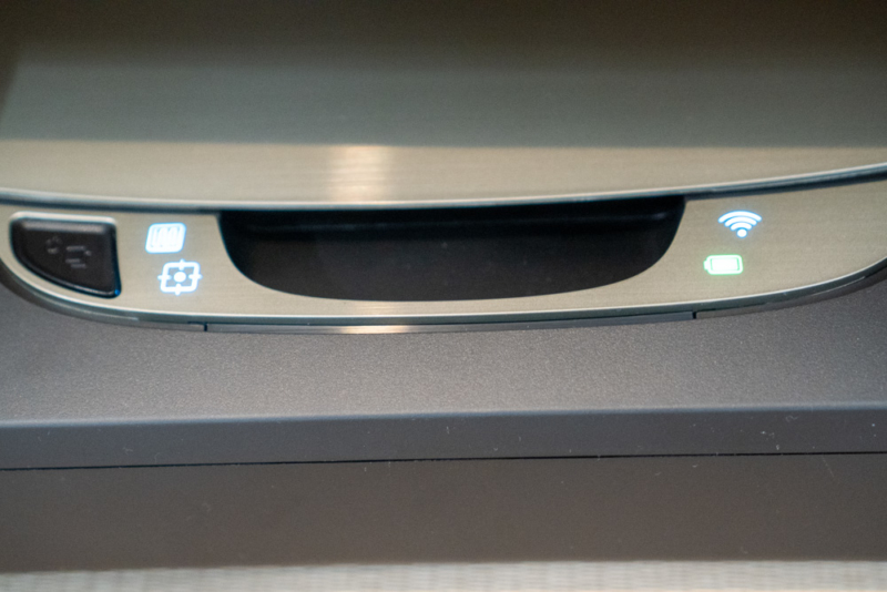 LEDが点灯する