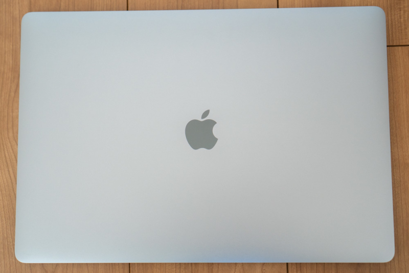 MacBook Pro 16インチ