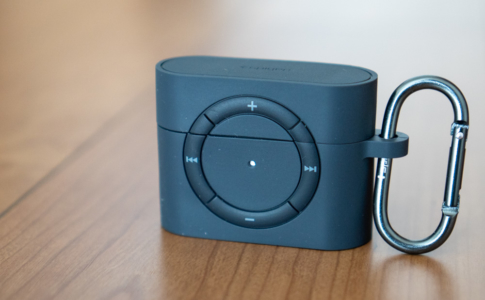 Spigen AirPods Proケース「クラシック・シャッフル」レビュー