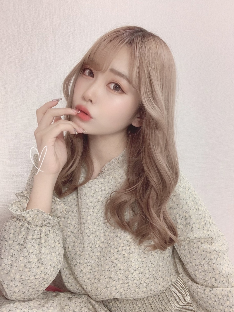 茉井良菜2020年4月