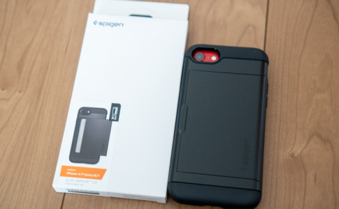 Spigen iPhone SE 第2世代対応ケース「スリム・アーマー」レビュー