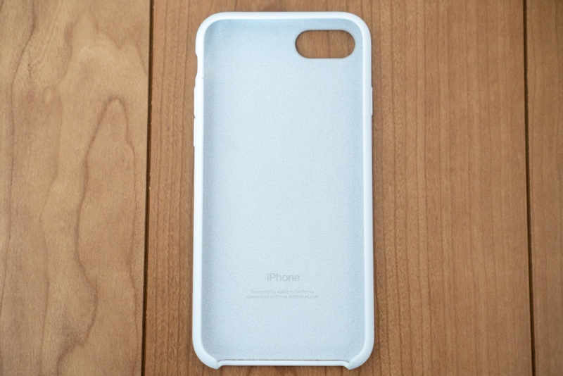 Apple純正シリコーンケースの内側