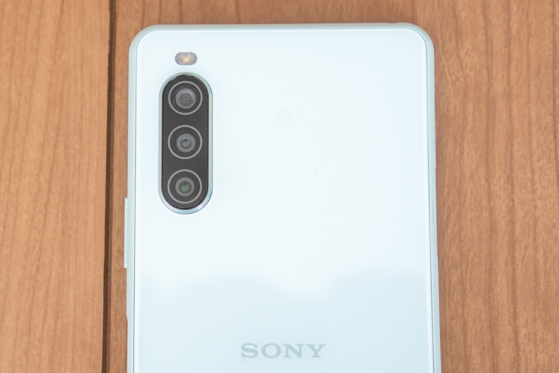 Androidは5万円以下でもトリプルカメラが主流