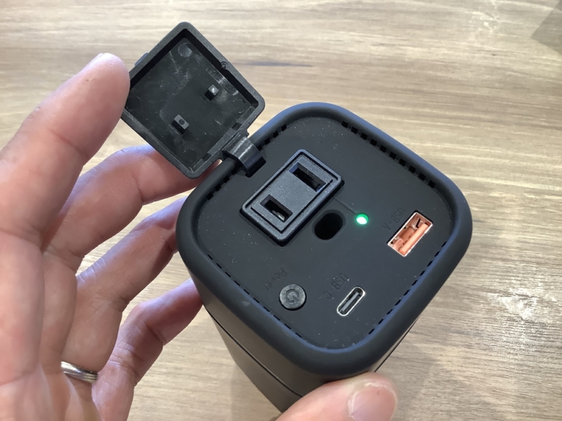 AC出力、LED点灯