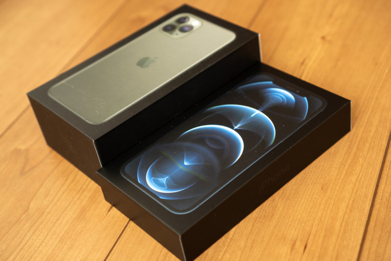 iPhone 11 Pro化粧箱との比較
