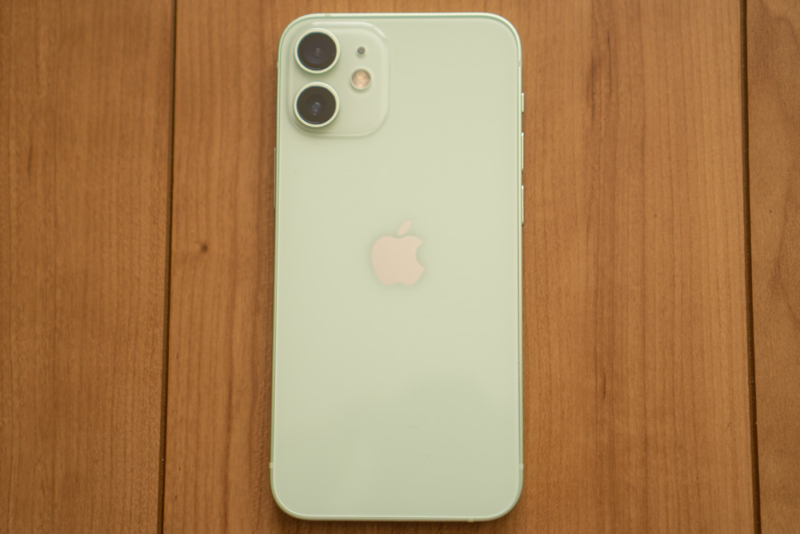 iPhone 12 mini背面