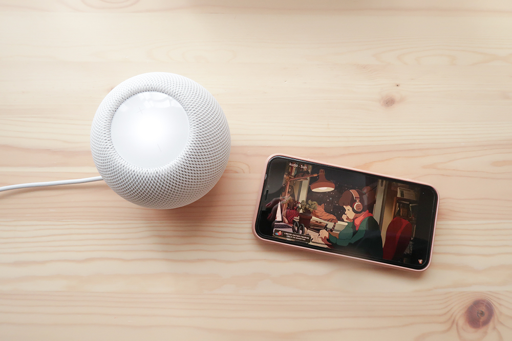 HomePod miniとiPhoneのYouTube画面
