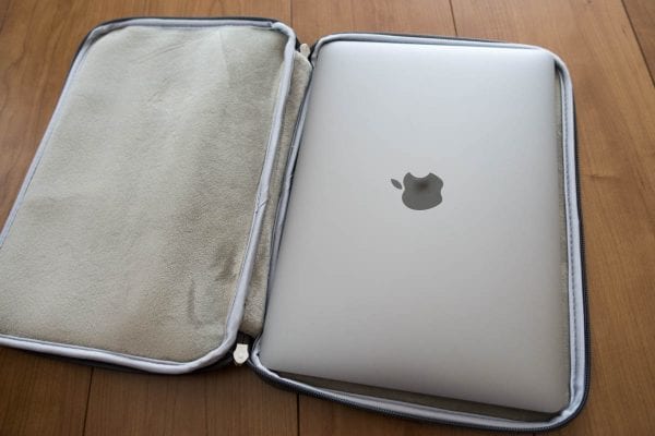 12インチMacBookがピッタリ収納出来る