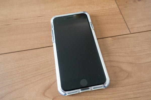 iPhone 7ジェットブラックに装着後の状態