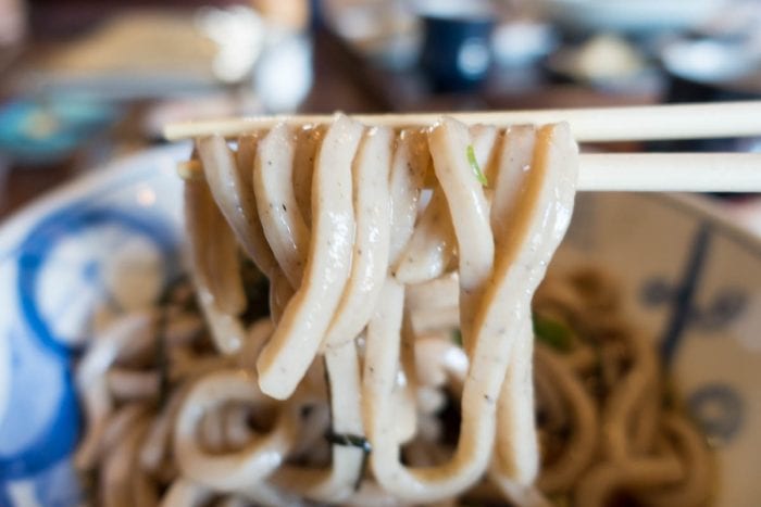 太さを見るとうどんと分かる