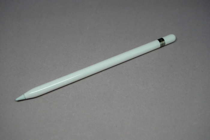 Apple Pencilは見た目も鉛筆