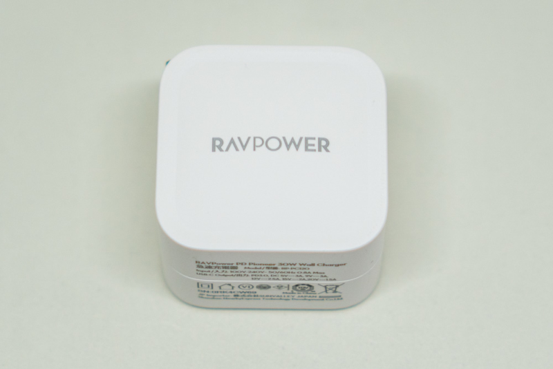 RAVPower「RP-PC120」側面