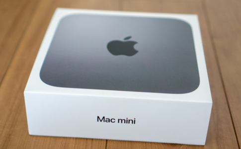 Mac mini 2018パッケージ