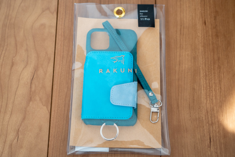 iPhone 11 Pro背面手帳型ケース「RAKUNI」のパッケージ