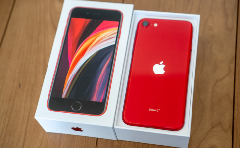 iPhone SE(第2世代) (PRODUCT)RED開封フォトレポート