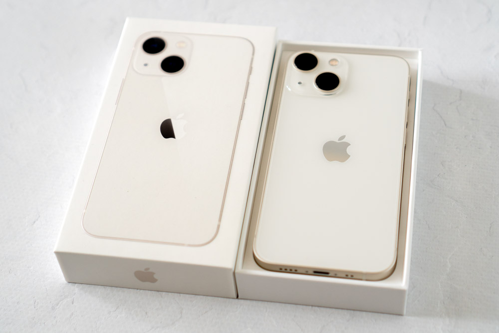 iPhone 13 mini スターライト 128 GB docomo-